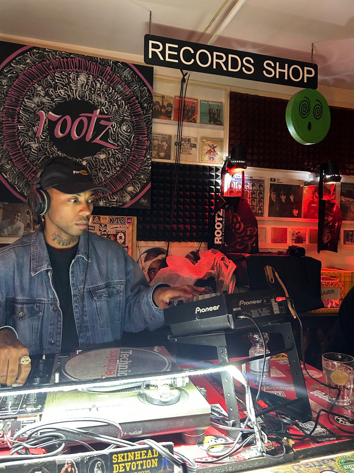 XAVI live at Rootz Cafe